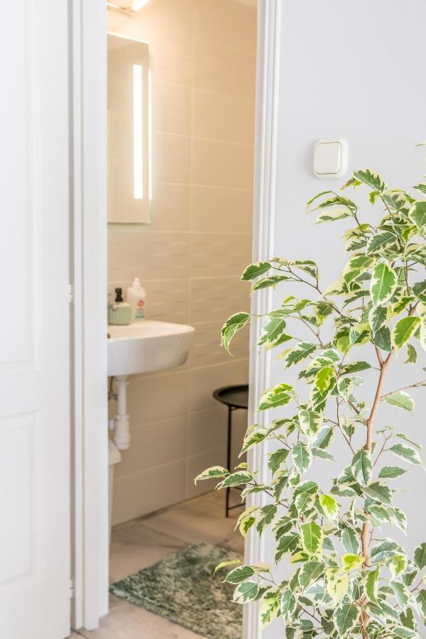 Villa 21 Boutique Rooms Balatonalmádi Eksteriør bilde