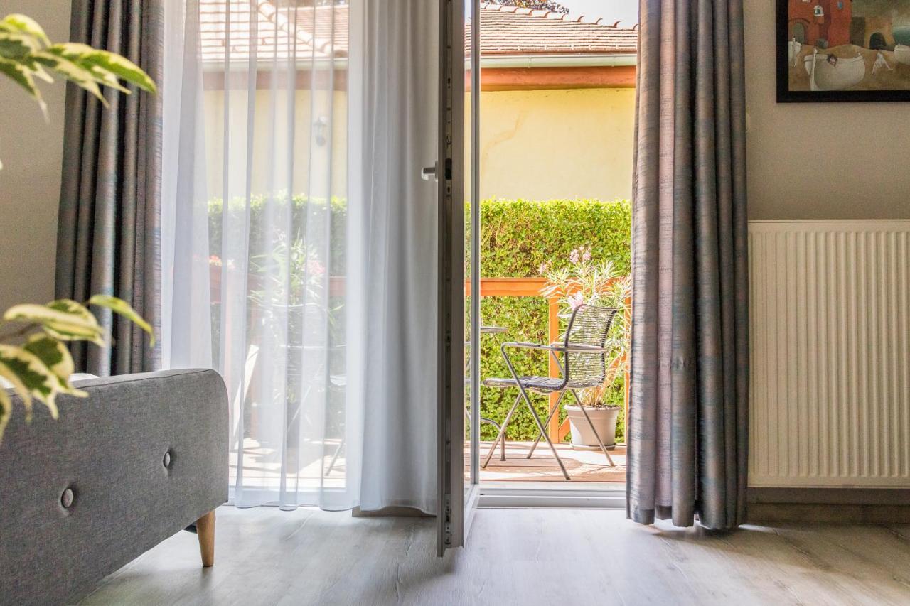 Villa 21 Boutique Rooms Balatonalmádi Eksteriør bilde